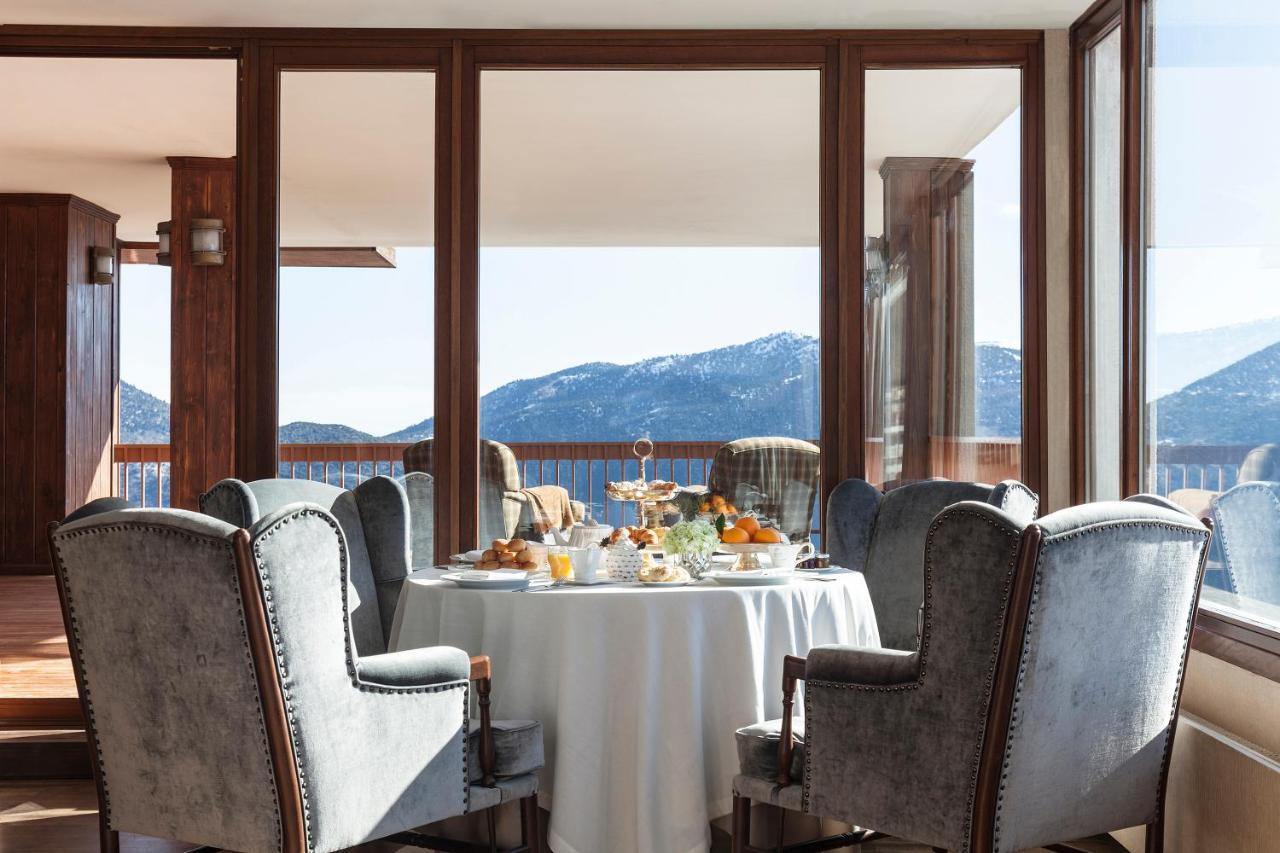Santa Marina Arachova Hotel Ngoại thất bức ảnh